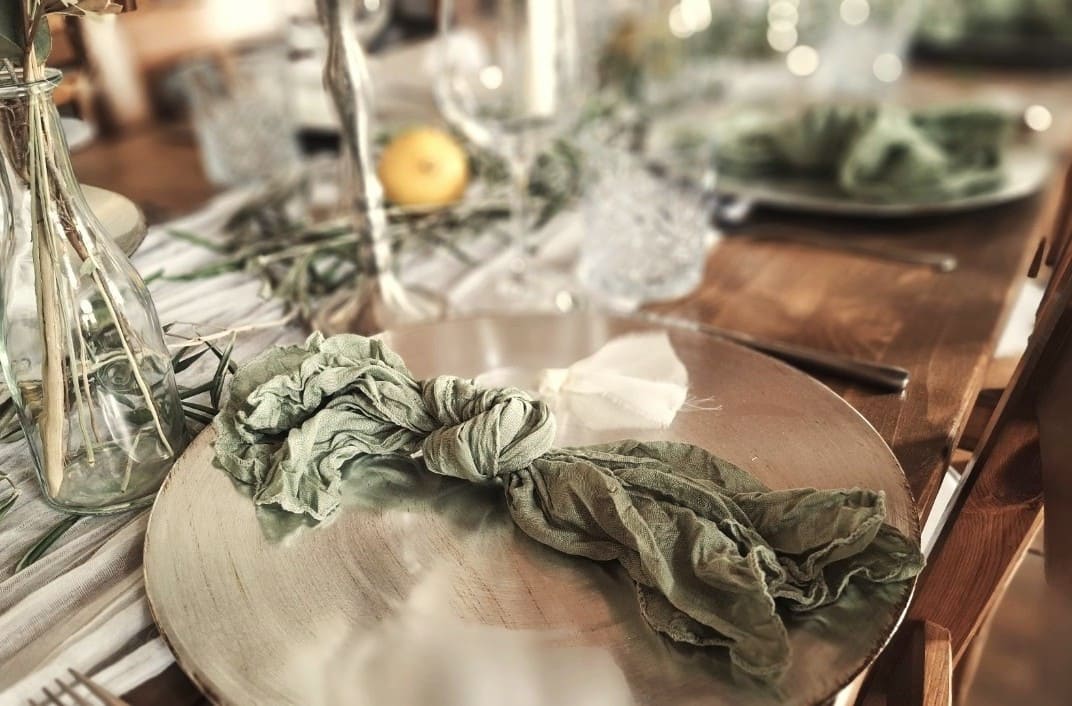 Stoffservietten Crinkle-Optik (ivory, taupe, rost, salbei)